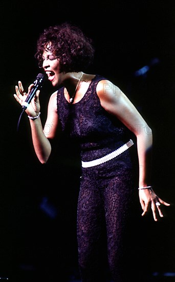 Jan. 1, 1993 - WHITNEY HOUSTON. (Credit Image: Â© James M. Kelly/Globe Photos/ZUMAPRESS.com)