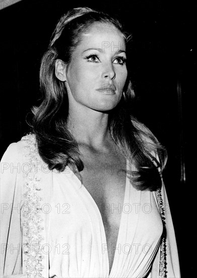 Ursula Andress, 1968