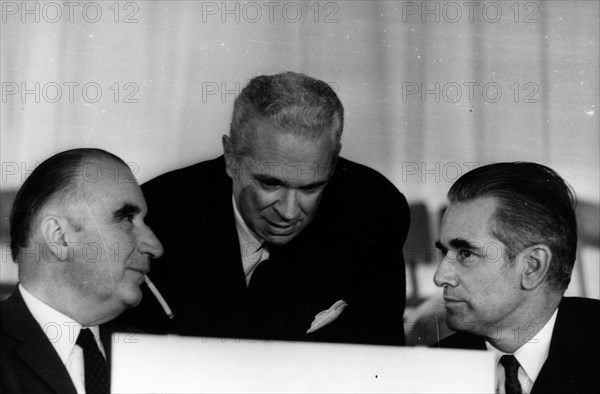 President Montalva, Pompidou, Chaban-Delmas Congress