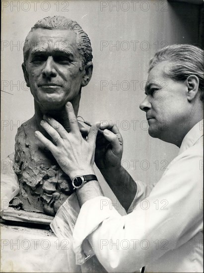 Jun. 29, 1971 - Sculptor Mr Barbieri working on bust of Mr Chaban Delmas