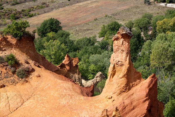 Hoodoo on the site of the Colorado of Rustrel (Provence - France): remains of ochre quarries (France).
Le Colorado de Rustrel.