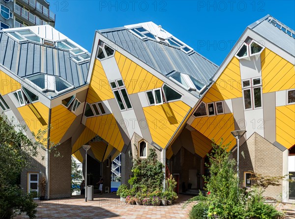 Cube Houses (Kubuswoningen), Blaak, Rotterdam, Netherlands