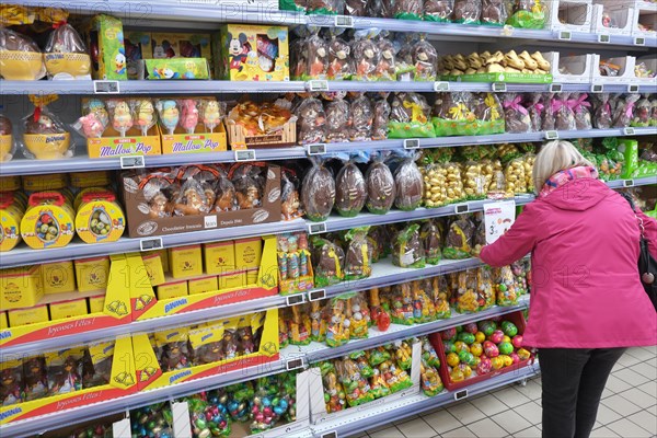 Lindt,Swiss,Switzerland, chocolate, bunnies,rabbits,an,Easter, promotion at,  E.Leclerc, Superstore,hypermarket in Carcassonne,Aude,South of, France,