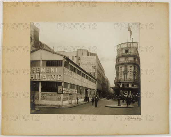 Buildings of the Samaritan, 1st arrondissement, Paris Anonyme. "Bâtiments de la Samaritaine, 1er arrondissement, Paris". Tirage au gélatino-bromure d'argent. en 1905-02-09-1905-02-09. Paris, musée Carnavalet.