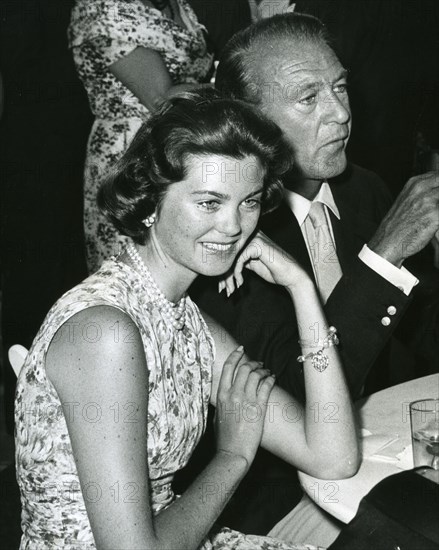 GARY COOPER US film star with his daughter Maria about 1955