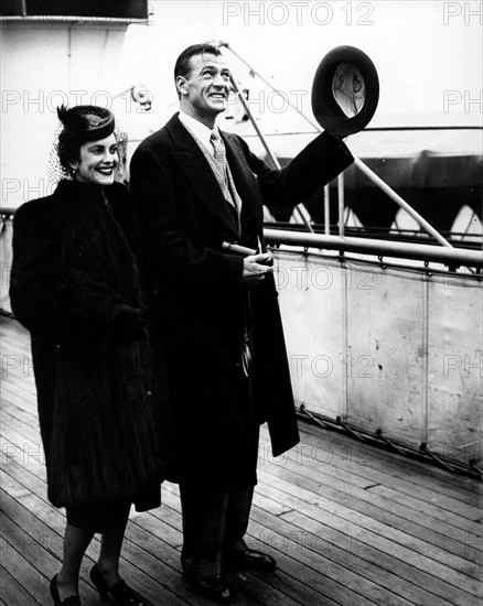 Actor Gary Cooper with wife Veronica Rocky Balfe