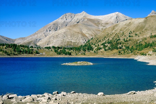 Allos Lake in the Mercantour National Park, Alpes de Haute Provence, France, Europe