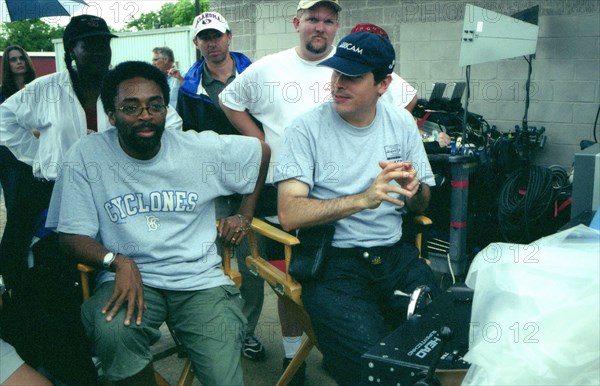 FILMING O/S '25TH HOUR' (2002) WITH SPIKE LEE (DIR), RODRIEGO PRIETO 25TH 001-F2