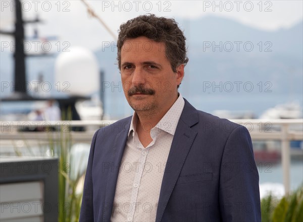 Cannes, France. 18th May, 2016. Director Kleber Mendonça Filho at the Aquarius film photo call at the 69th Cannes Film Festival Wednesday 18th May 2016, Cannes, France. Credit:  Doreen Kennedy/Alamy Live News