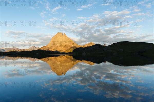 Gentau lake and Pic du Midi d'Ossau, Ayous lakes route, Pyrenees mountains, France, Europe