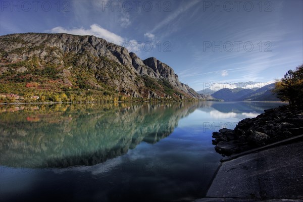 Lake Serre-Ponçon, Provence France