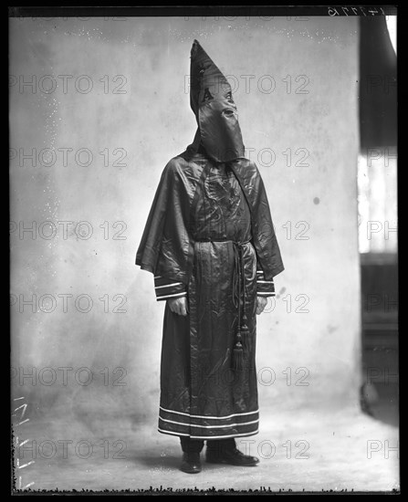 Klu Klux Klan robe, 1921