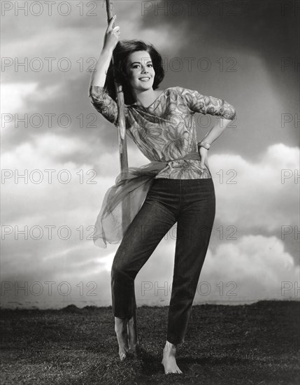 Publicity photo of Natalie Wood, circa 1961. File Reference # 31202_101THA