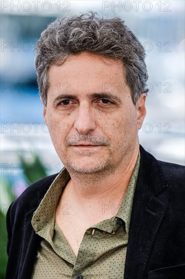 Cannes, France. 16th May 2019. Kleber Mendonc¸a Filho poses at a photocall for Bacurau on Thursday 16 May 2019 at the 72nd Festival de Cannes, Palais des Festivals, Cannes. Pictured: Kleber Mendonc¸a Filho . Picture by Credit: Julie Edwards/Alamy Live News
