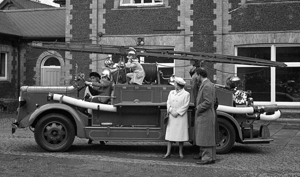 Royal family at Sandringham, Queen Elizabeth II, Duke of Edinburgh, Prince Charles, Princess Diana, Prince William abd Prince Harry.