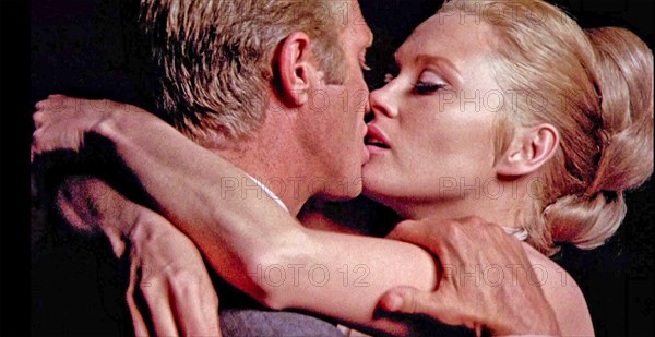 THE THOMAS CROWN AFFAIR 1968 United Artists film with Faye Dunaway and Steve McQueen