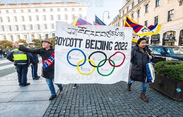 October 23, 2021, Munich, Bavaria, Germany: Organized by the Tibetan Association of Munich, Tibets, with the support of Uyghurs,southern Mongolians, Taiwanese, and Hong Kongers, marched through Munich to protest for the boycott of the Beijing 2022 Olympic Games. (Credit Image: © Sachelle Babbar/ZUMA Press Wire)