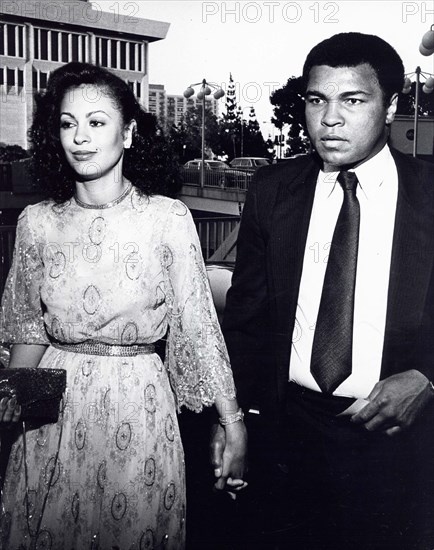 Dec. 9, 2011 - MUHAMMAD ALI with wife Veronica.(Credit Image: Â© Globe Photos/ZUMAPRESS.com)