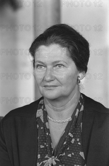 Princess Juliana at Four Freedoms Awards ceremony in Middelburg; Simone Veil (European Parliament), headlines, June 23, 1984, politicians, portraits, awards ceremonies, The Netherlands, 20th century press agency photo, news to remember, documentary, historic photography 1945-1990, visual stories, human history of the Twentieth Century, capturing moments in time