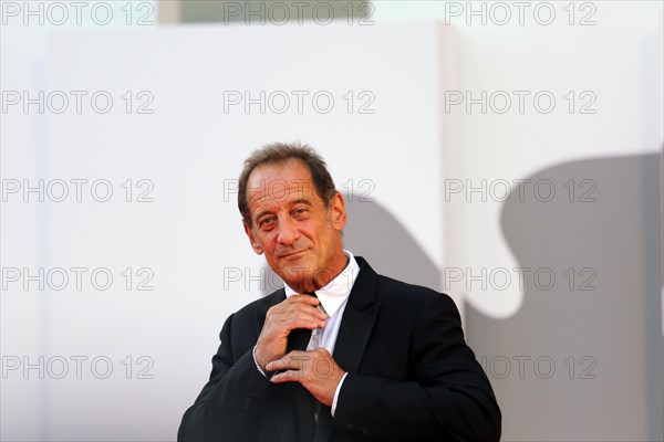 Venice, Italy. 10 September 2021.  Vincent Lindon attends the red carpet of the movie 'Un Autre Monde' during the 78th Venice International Film Festival on September 10, 2021 in Venice, Italy.
Photo © Ottavia Da Re/Sintesi/Alamy Live News