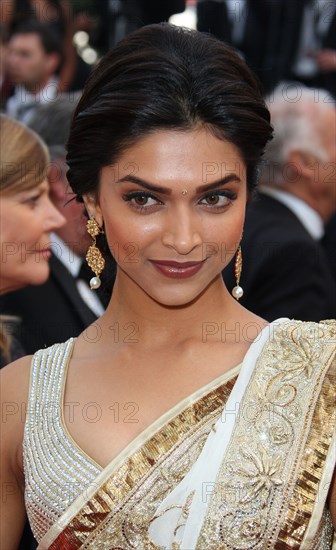 DEEPIKA PADUKONE ON TOUR PREMIERE CANNES FILM FESTIVAL 2010 PALAIS DES FESTIVAL CANNES FRANCE 13 May 2010