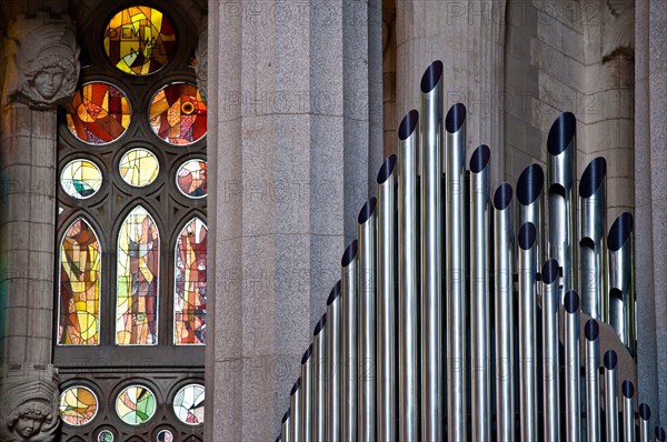 Organ, Sagrada Familia interior, Barcelona, Catalonia, Spain