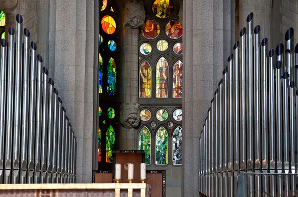 Organ, Sagrada Familia interior, Barcelona, Catalonia, Spain