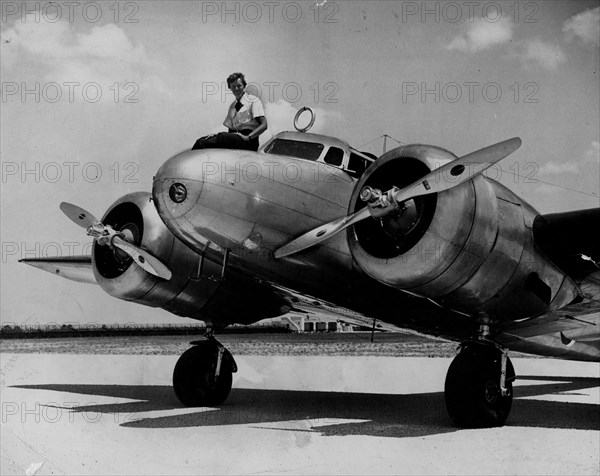 Amelia Earhart in a 1937 file image. Researchers hope images from her departure from Miami Municipal Airport may hold clues to her disappearance during an attempted around-the-world flight. © Miami Herald/MCT/Alamy Live News