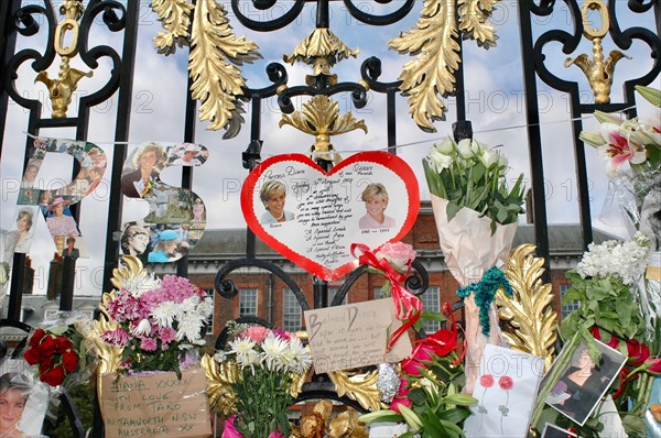 10 th Anniversary of the death of Princess Diana, Kensington Palace, London.UK 31.08.07