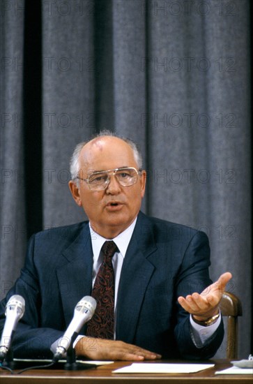 GORBACHEV AFTER HARDLINERS COUP ATTEMPT AUGUST 1991