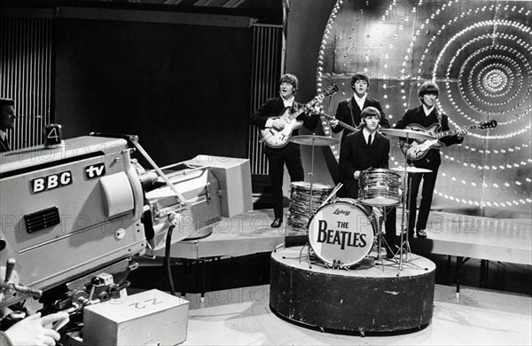 The Beatle's (John Lennon, Paul McCartney, George Harrison and Ringo Starr)live appearance on BBC Television's " Top of the Pops"1966. File Reference #1013_112 THA © JRC /The Hollywood Archive - All Rights Reserved.