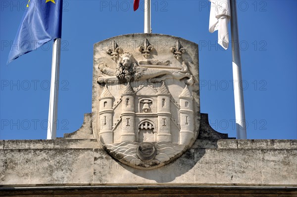france, bordeaux, town hall, city's coat of arms