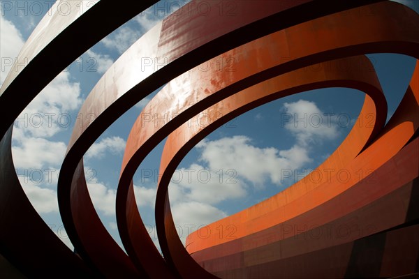 Building of the Design Museum in Holon, Israel
View at the entrance towards the sky. Architecture by Ron Arad.