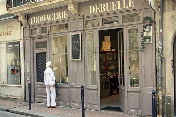 Fromagerie Deruelle, Bordeaux, France.