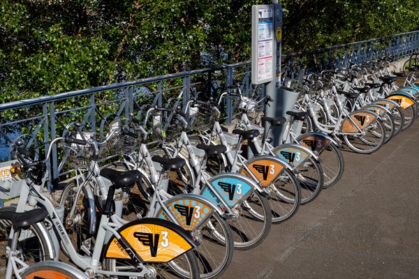 Le Velo de Bordeaux. Bicycle hire park for city centre public transport. Popularsite next to the Garonne River in Bordeaux, Gironde, FRance.