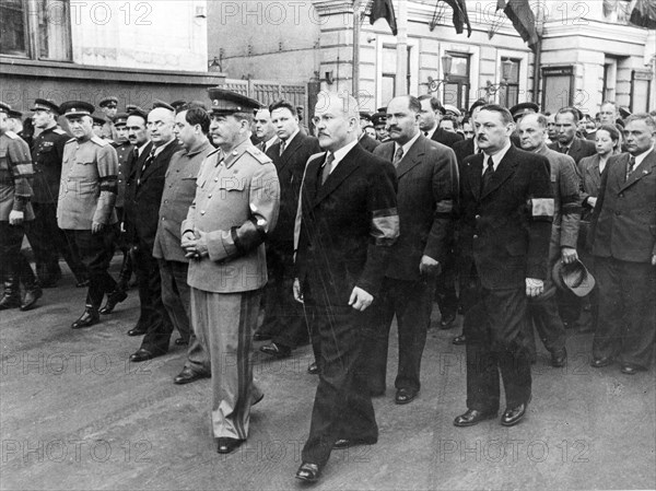 JOSEPH STALIN (1878-1953) leading procession at funeral of  Mikhail Kalinin in June 1946. . See Description below