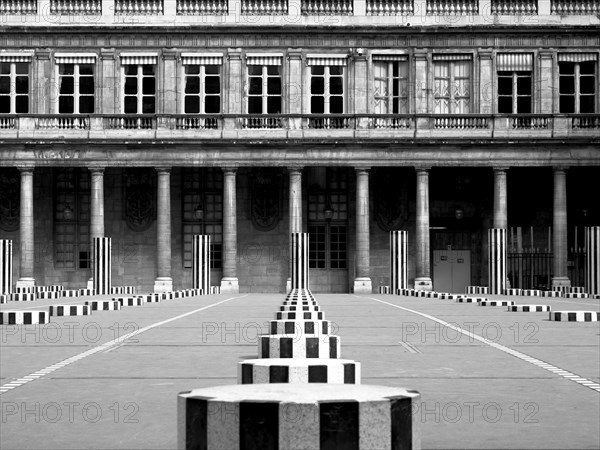 Palais-Royal (1639), originally called Palais-Cardinal, it was personal residence of Cardinal Richelieu in Paris. Columns Buren