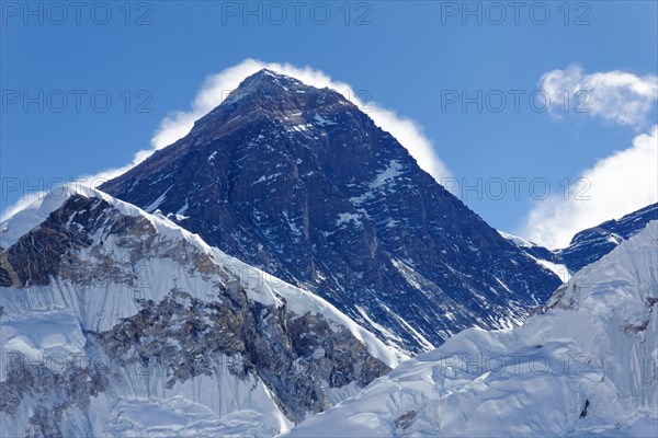 View of Mount Everest from the summit of Kala Pathar, Everest Region, Nepal