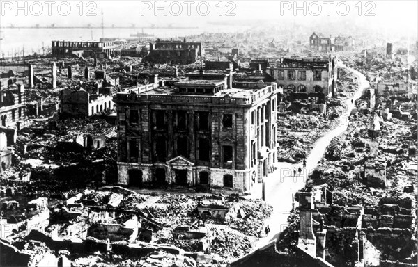 The Great Kanto earthquake (????? Kanto daishinsai) struck the Kanto Plain on the Japanese main island of Honshu at 11:58 in the morning on Saturday, September 1, 1923. Varied accounts indicate the duration of the earthquake was between four and 10 minutes. The 2011 Tohoku earthquake later surpassed that record, at magnitude 9.0.The earthquake had a magnitude of 7.9 on the Moment magnitude scale (Mw), with its focus deep beneath Izu Oshima Island in the Sagami Bay. The cause was a rupture of part of the convergent boundary where the Philippine Sea Plate is subducting beneath the Okhotsk Plat