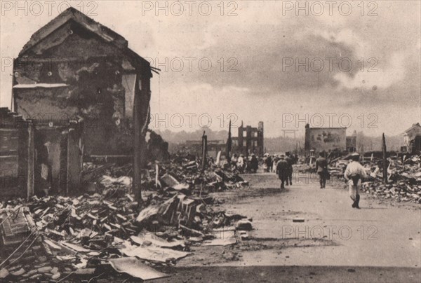 Japan Earthquake 1923: Post-fire scene at Jimbocho street, Kanda Ward, Tokyo