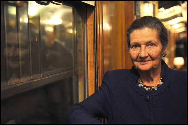 Simone Veil (1927 - 2017) femme d'État française, a loi de 1975 qui légalisait l'avortement