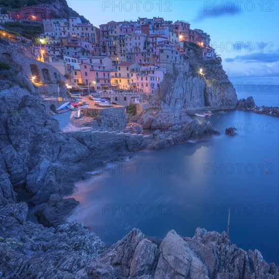 city manarola in cinque terre, Italy