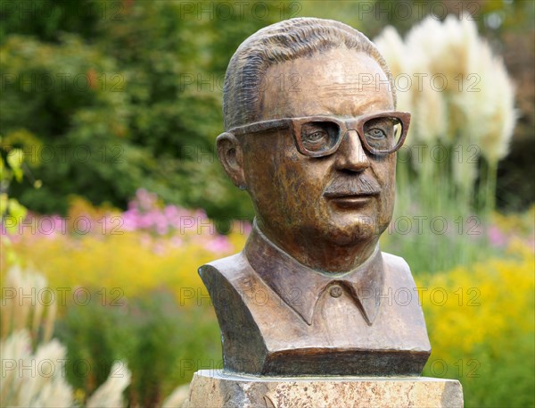Statue to Salvador Allende former President of Chile, Donaupark, Vienna, Austria