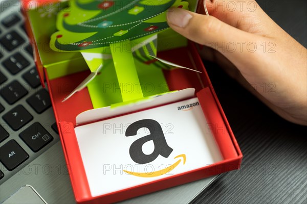 Amazon gift card as a Christmas present
