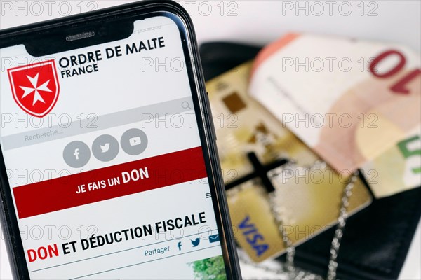 Fundraising on a smartphone for ordre de malte