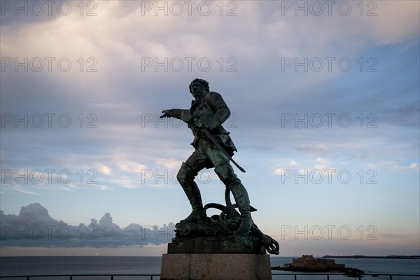 France, Brittany, the 2020-10-02. Illustration of daily life in Brittany. The city of Saint-Malo intra-muros. Photograph by Martin Bertrand.France, B