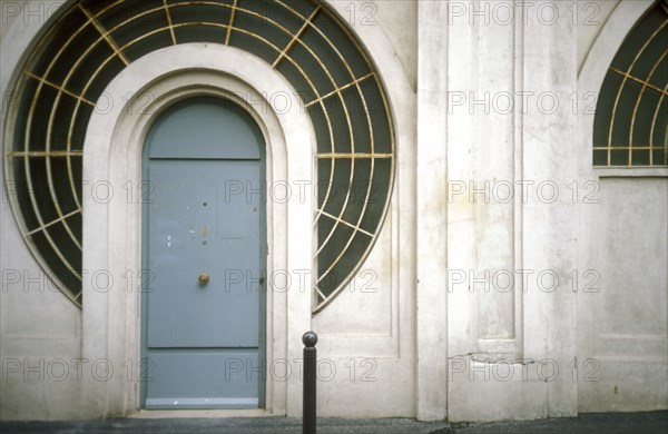 Door with Halo Window