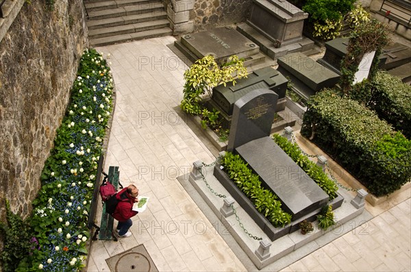 Montmartre cemetery, paris