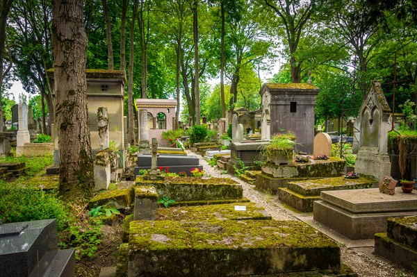 Père Lachaise Cemetery is the largest cemetery in the city of Paris