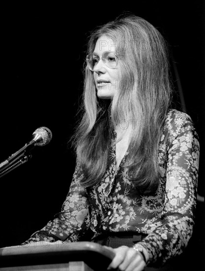 Gloria Steinem 1975.
